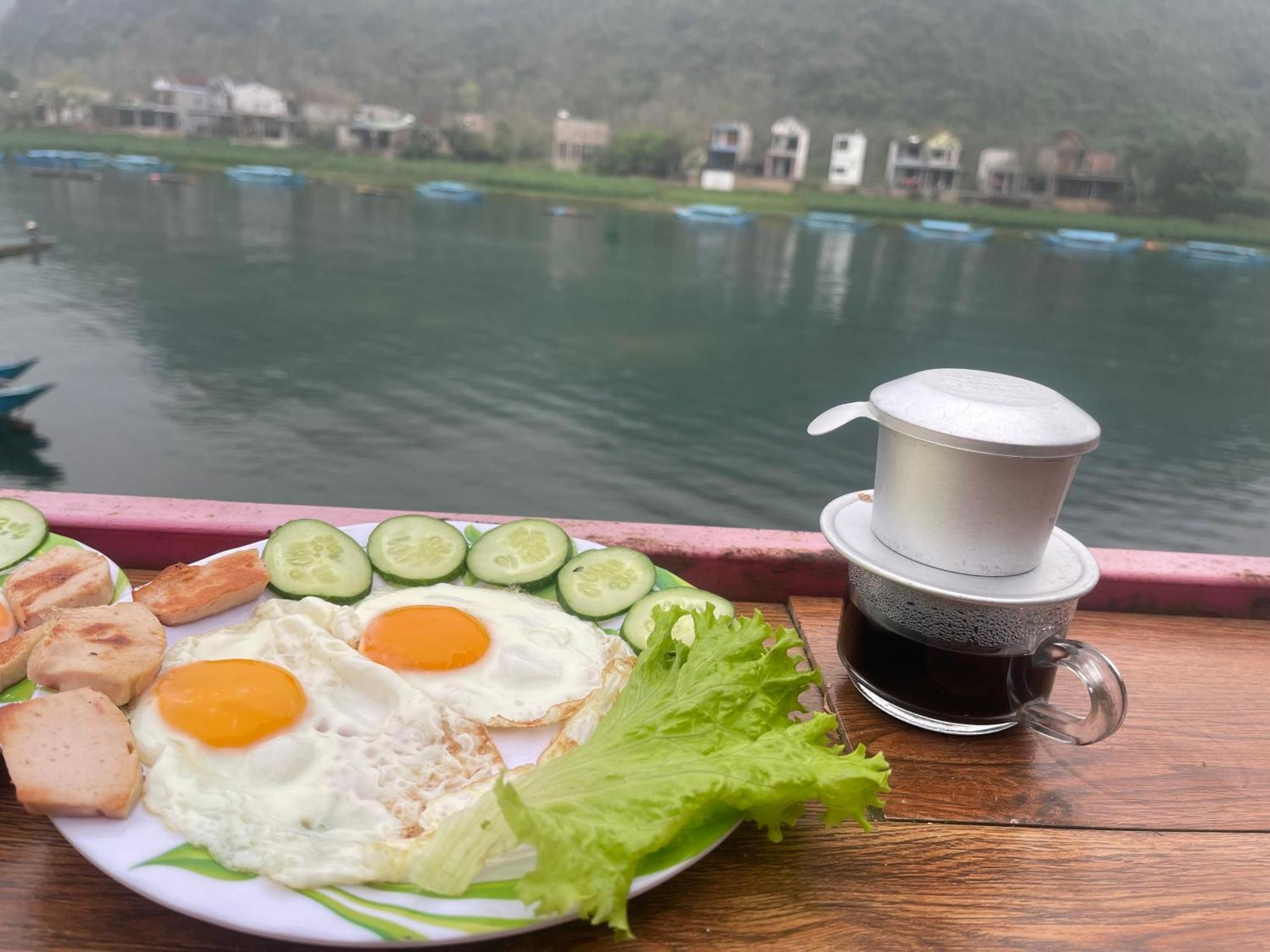 Cornflower Homestay Φονγκ Να Εξωτερικό φωτογραφία