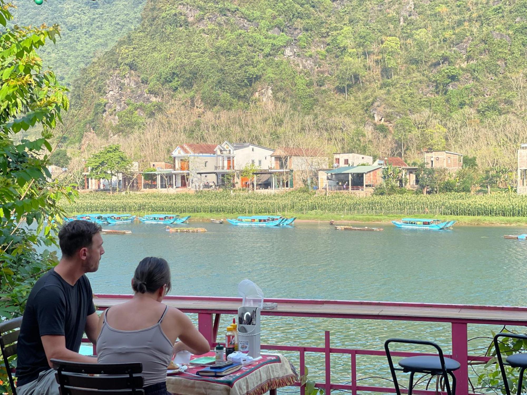 Cornflower Homestay Φονγκ Να Εξωτερικό φωτογραφία